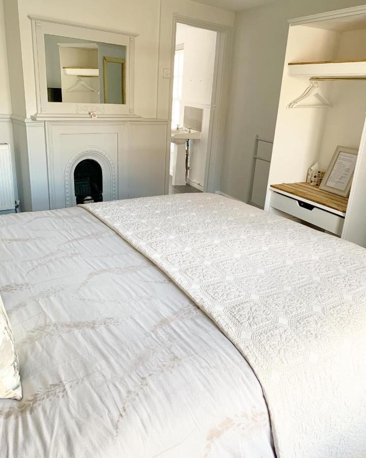 The Traveller'S B&B Louth  Bagian luar foto