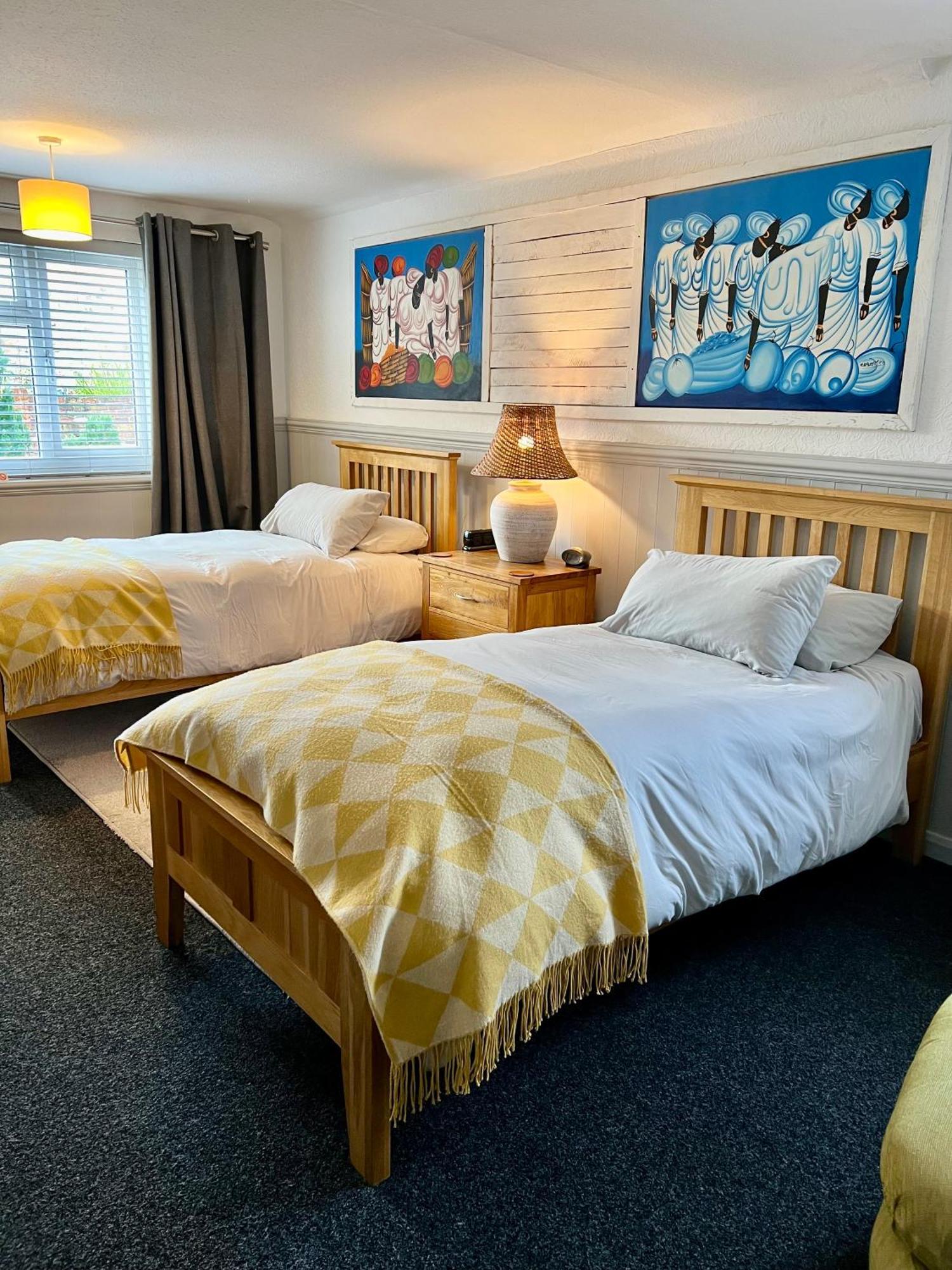 The Traveller'S B&B Louth  Bagian luar foto